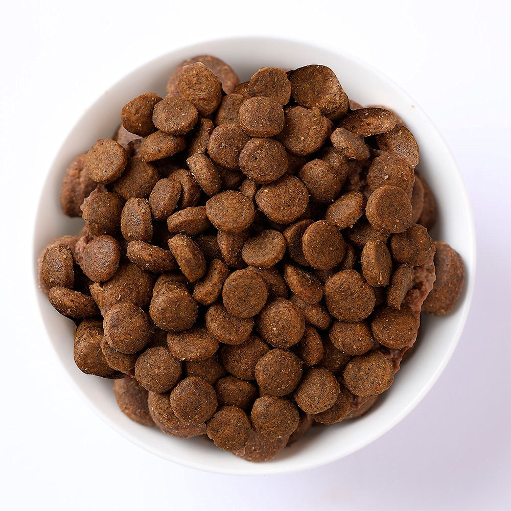 N&D White para Cães Filhotes de Raças Médias e Grandes Sabor Merluza, Spirulina e Erva Doce