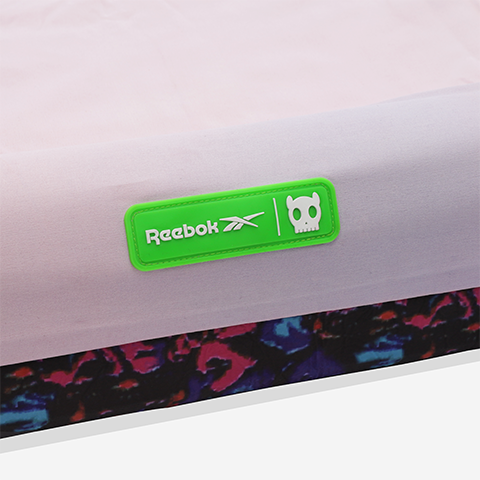 Cama para Cachorros Zee.Bed Reebok Aerobic | Zee.Dog