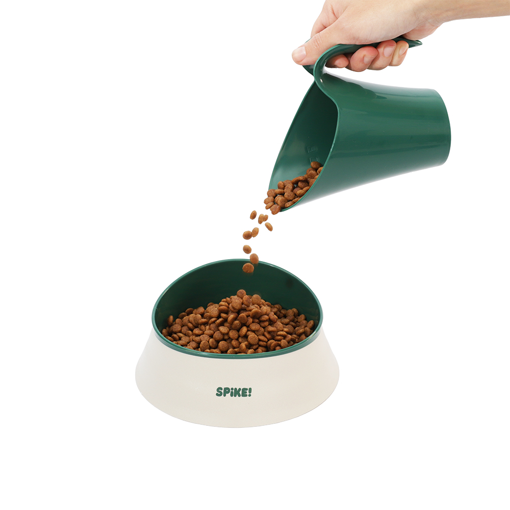 Caneca Dosadora Spike Verde para Cães