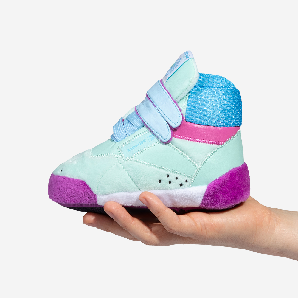 Brinquedo para Cachorros de Pelúcia Reebok Freestyle Hi | Imagem 4