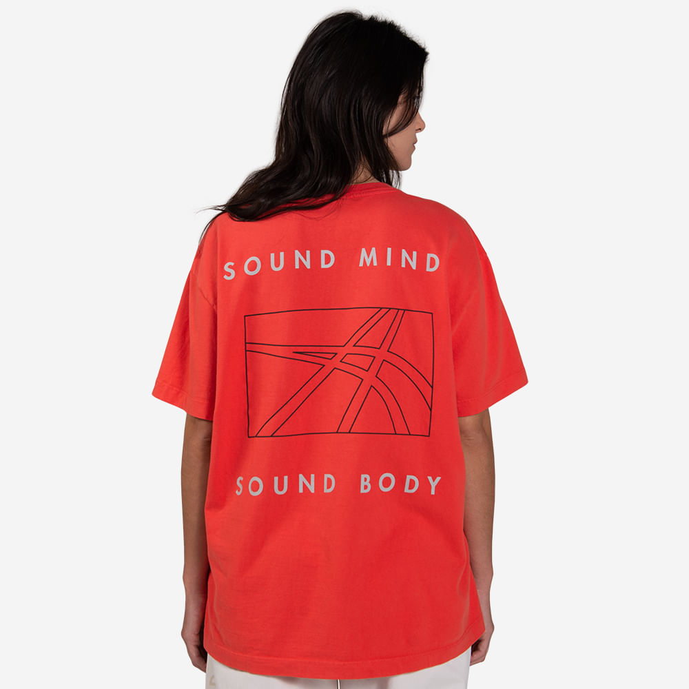 T-Shirt Wide ASICS x Zee.Dog Human Vermelho | Imagem 1