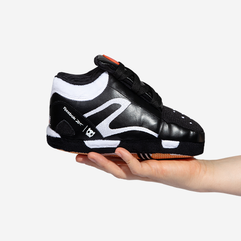 Brinquedo para Cachorros de Pelúcia Reebok Pump Omni II | Zee.Dog