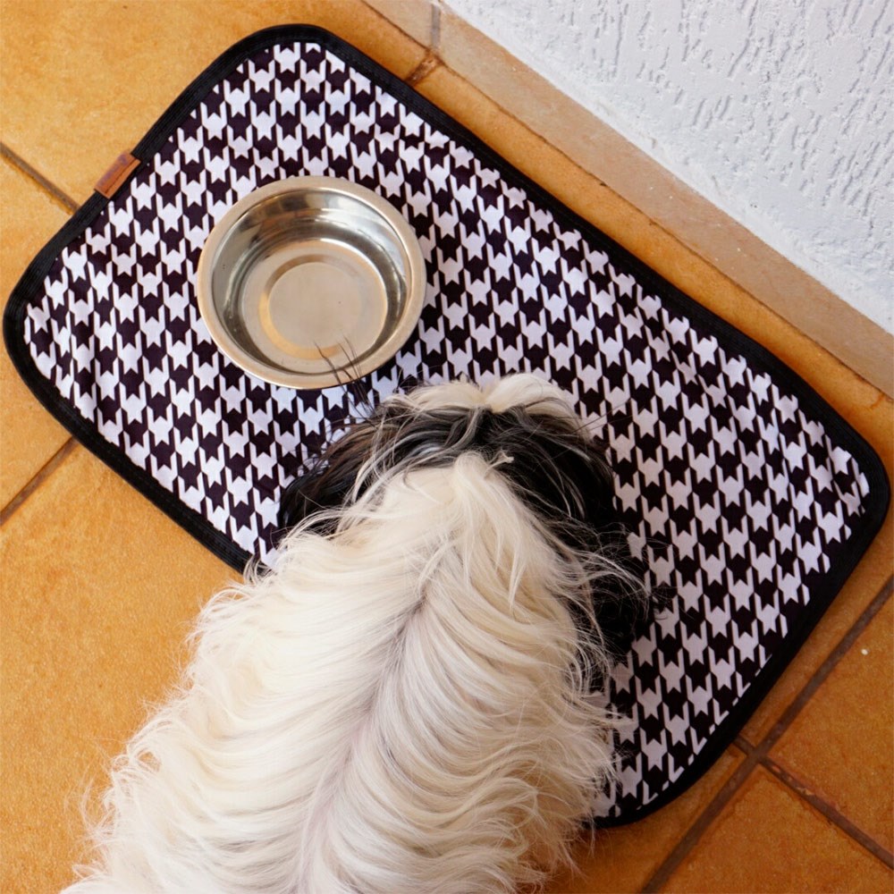 Jogo Americano Mabuu Pet Linhas Geométricas Preta para Cães e Gatos