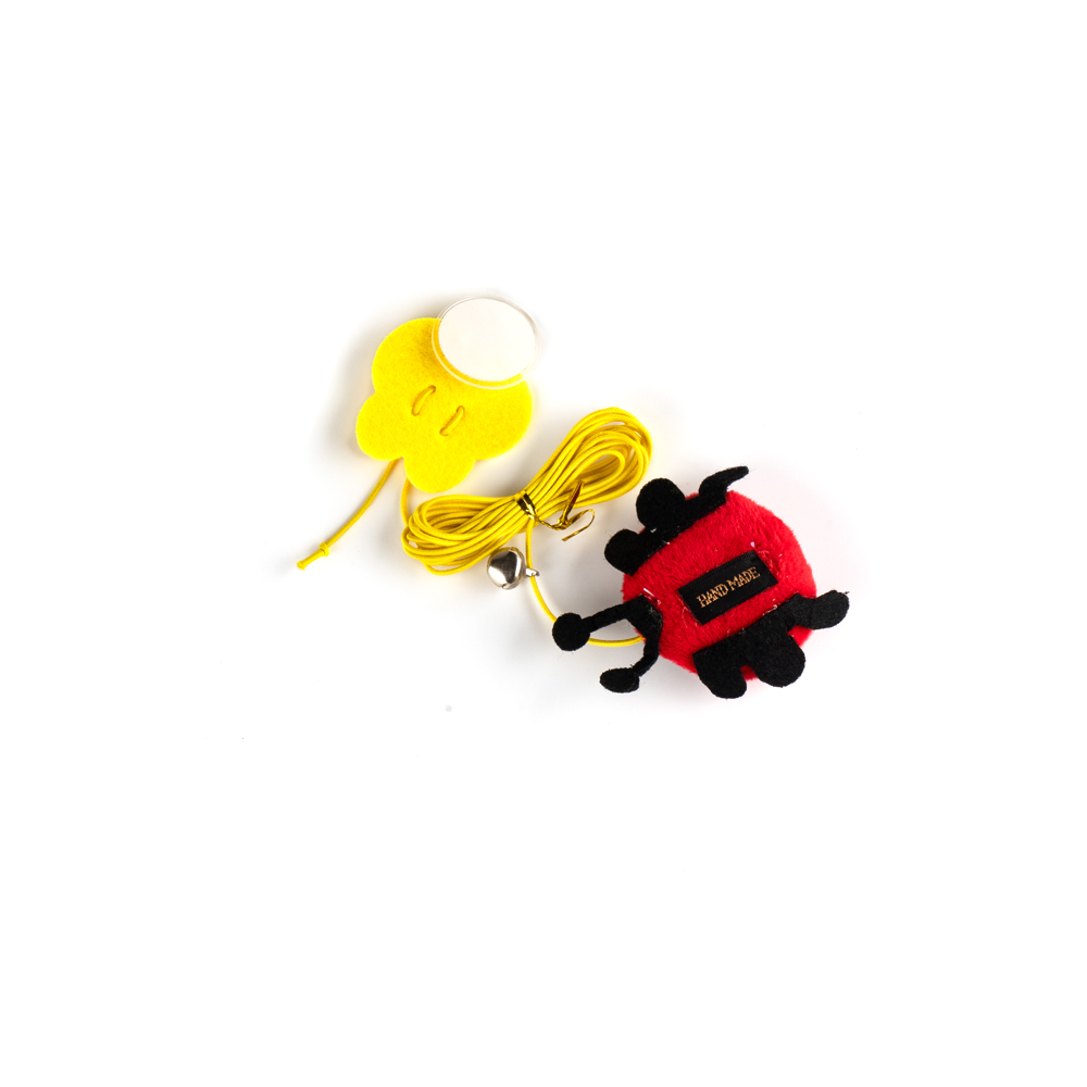 Brinquedo Fuzz para Gatos Joaninha de Parede