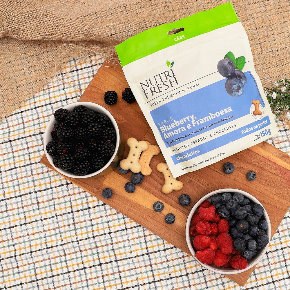 Biscoito Nutrifresh Natural Sabor Blueberry, Amora e Framboesa para Cães Adultos